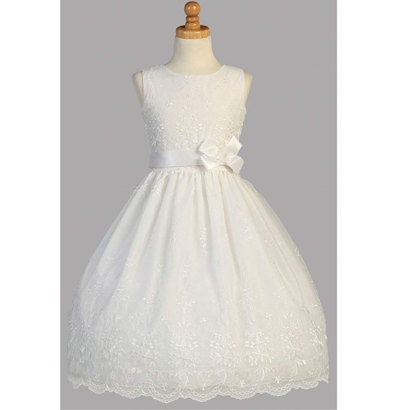 COLOR: WHITE